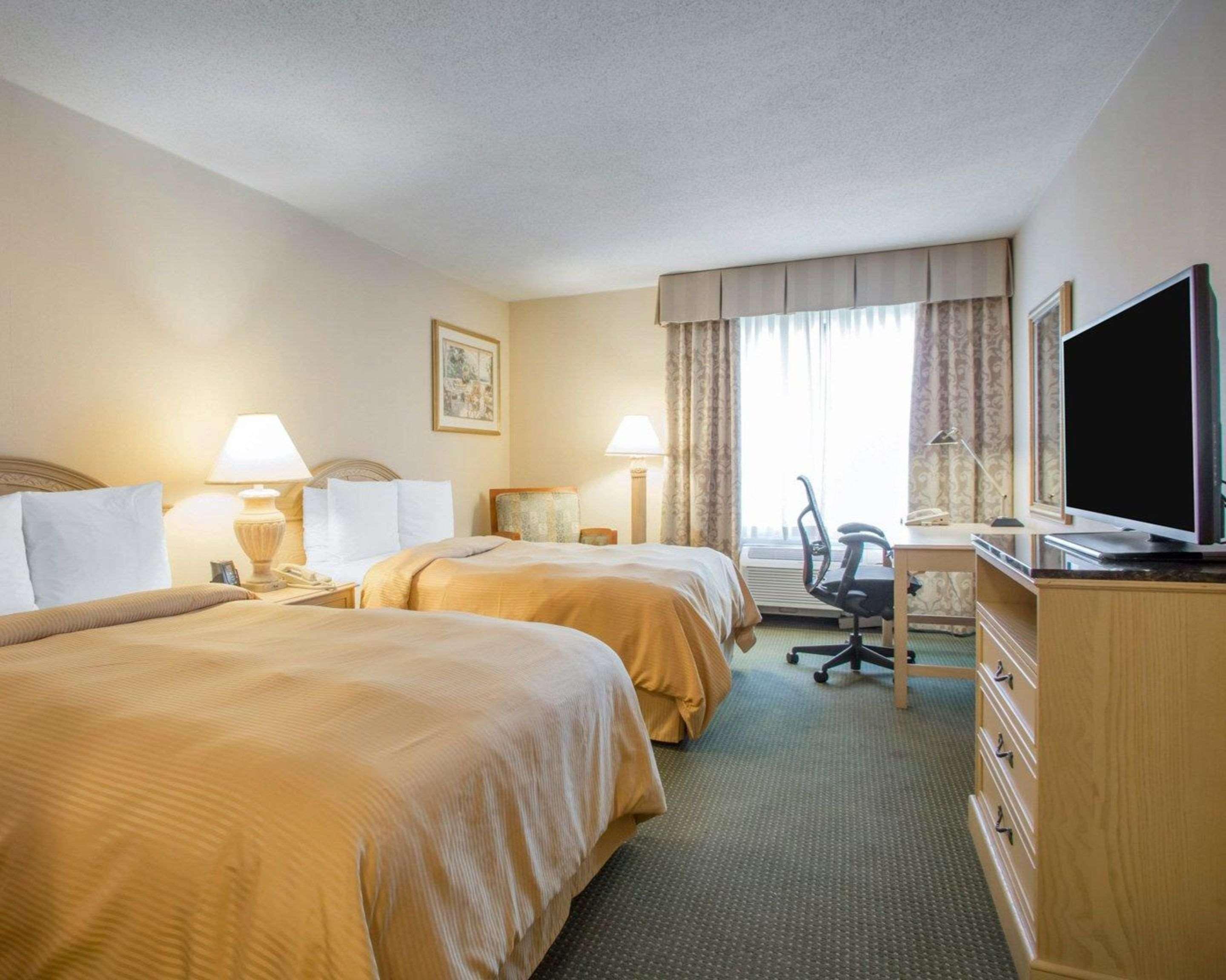 La Quinta Inn & Suites By Wyndham South Holland Extérieur photo