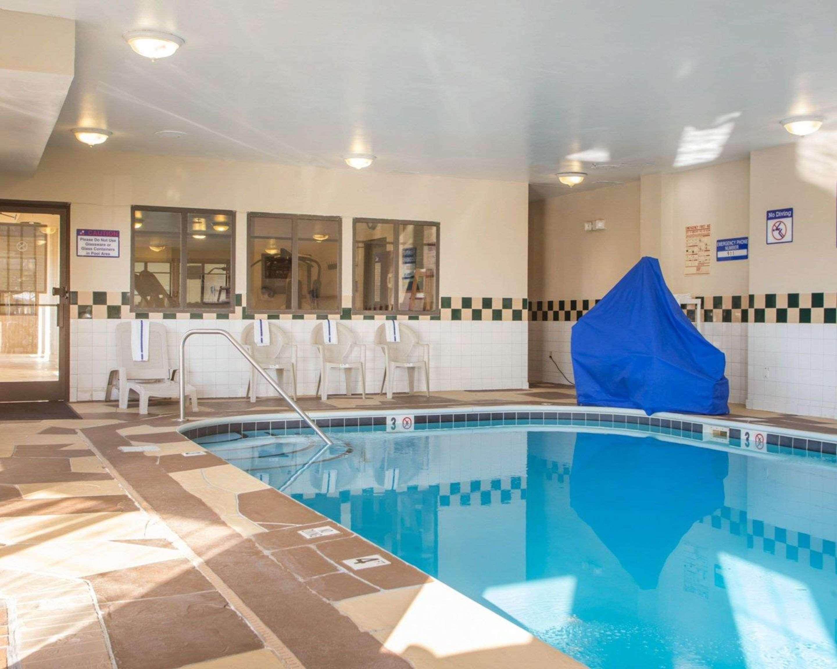 La Quinta Inn & Suites By Wyndham South Holland Extérieur photo