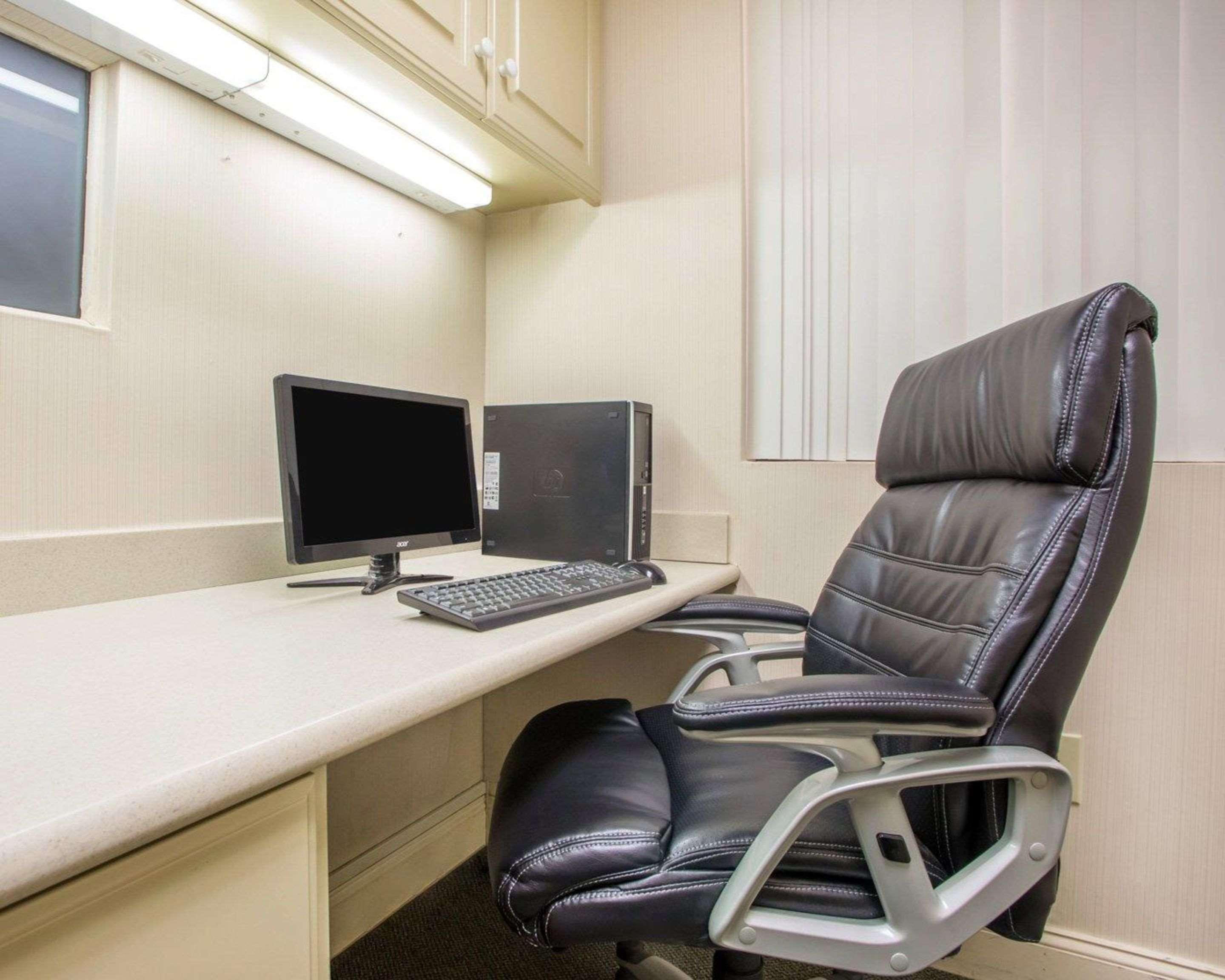 La Quinta Inn & Suites By Wyndham South Holland Extérieur photo