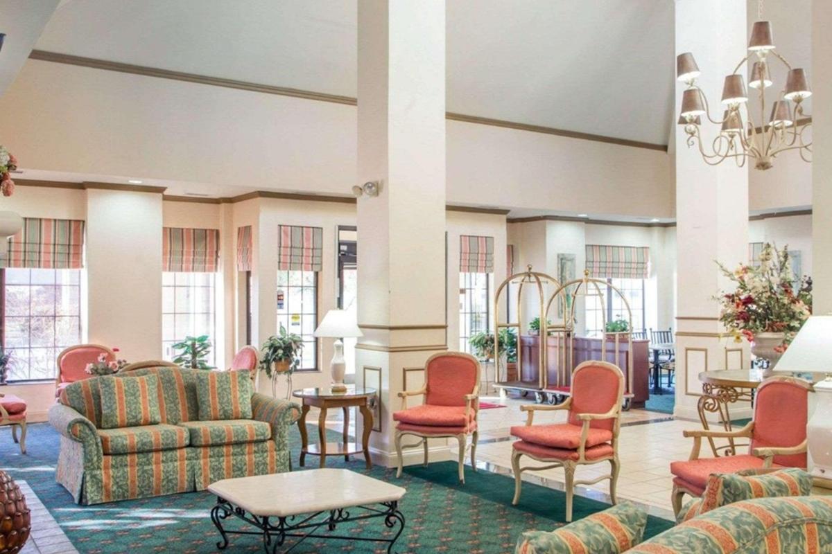 La Quinta Inn & Suites By Wyndham South Holland Extérieur photo