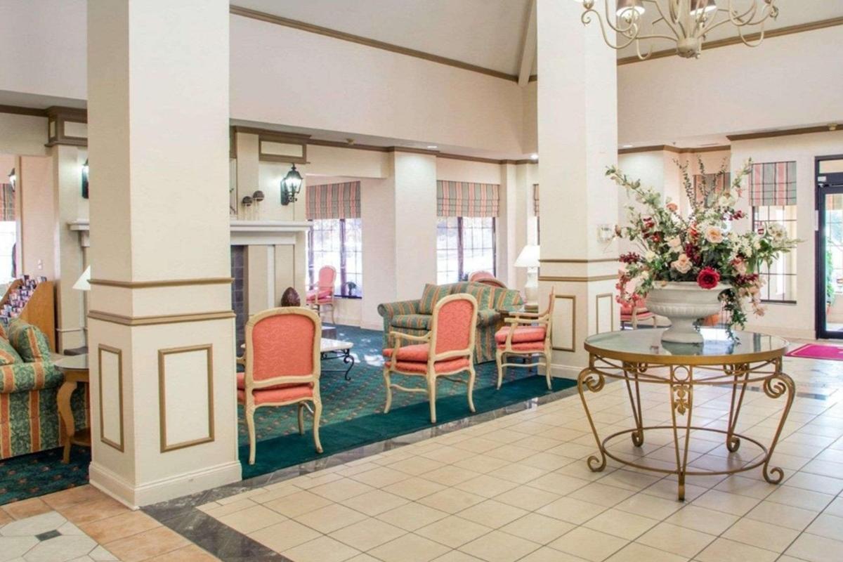 La Quinta Inn & Suites By Wyndham South Holland Extérieur photo