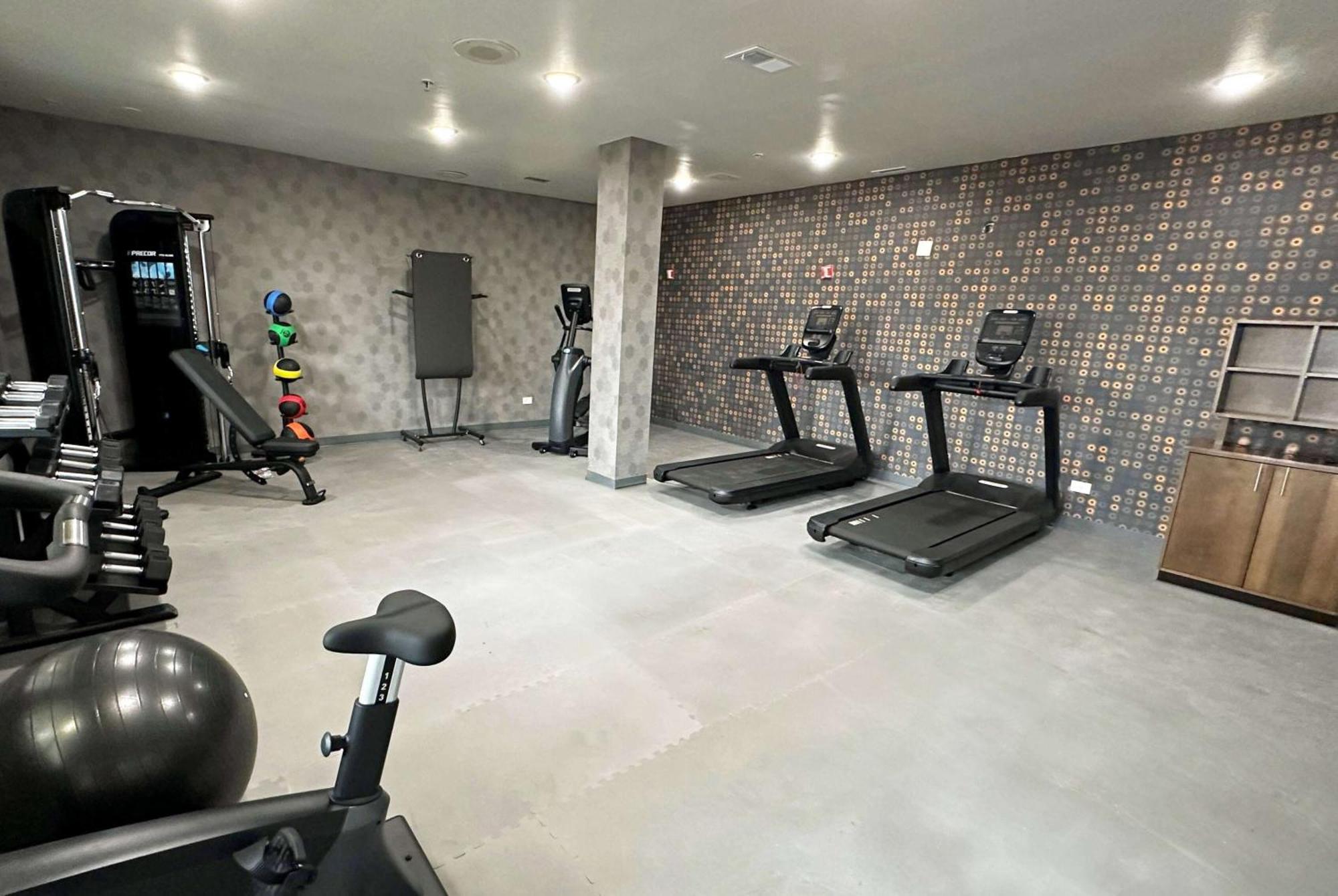 La Quinta Inn & Suites By Wyndham South Holland Extérieur photo
