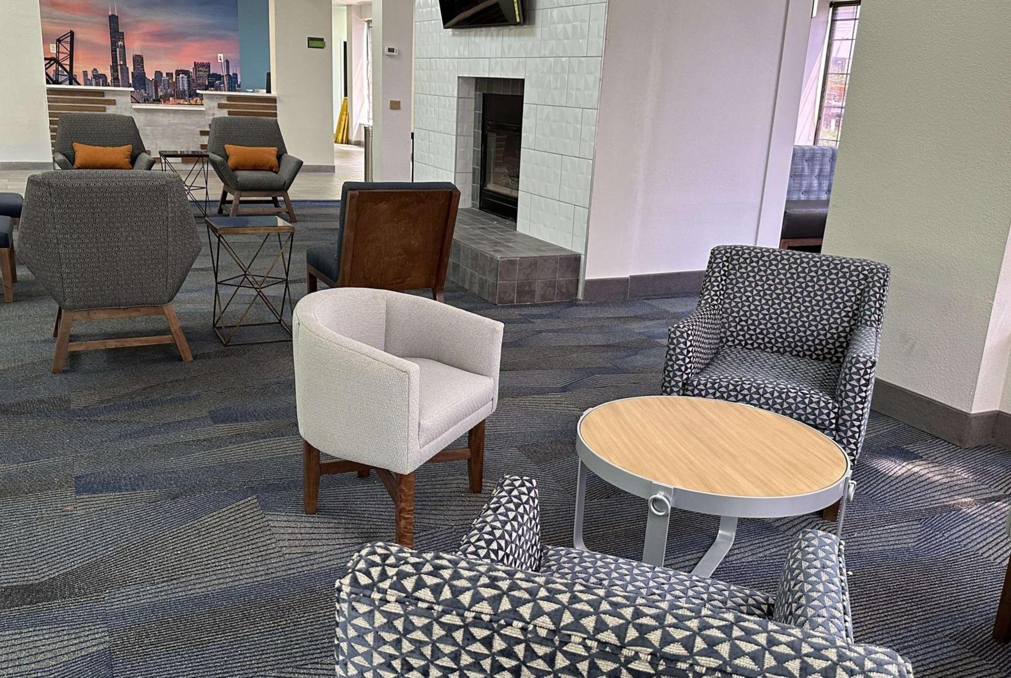 La Quinta Inn & Suites By Wyndham South Holland Extérieur photo